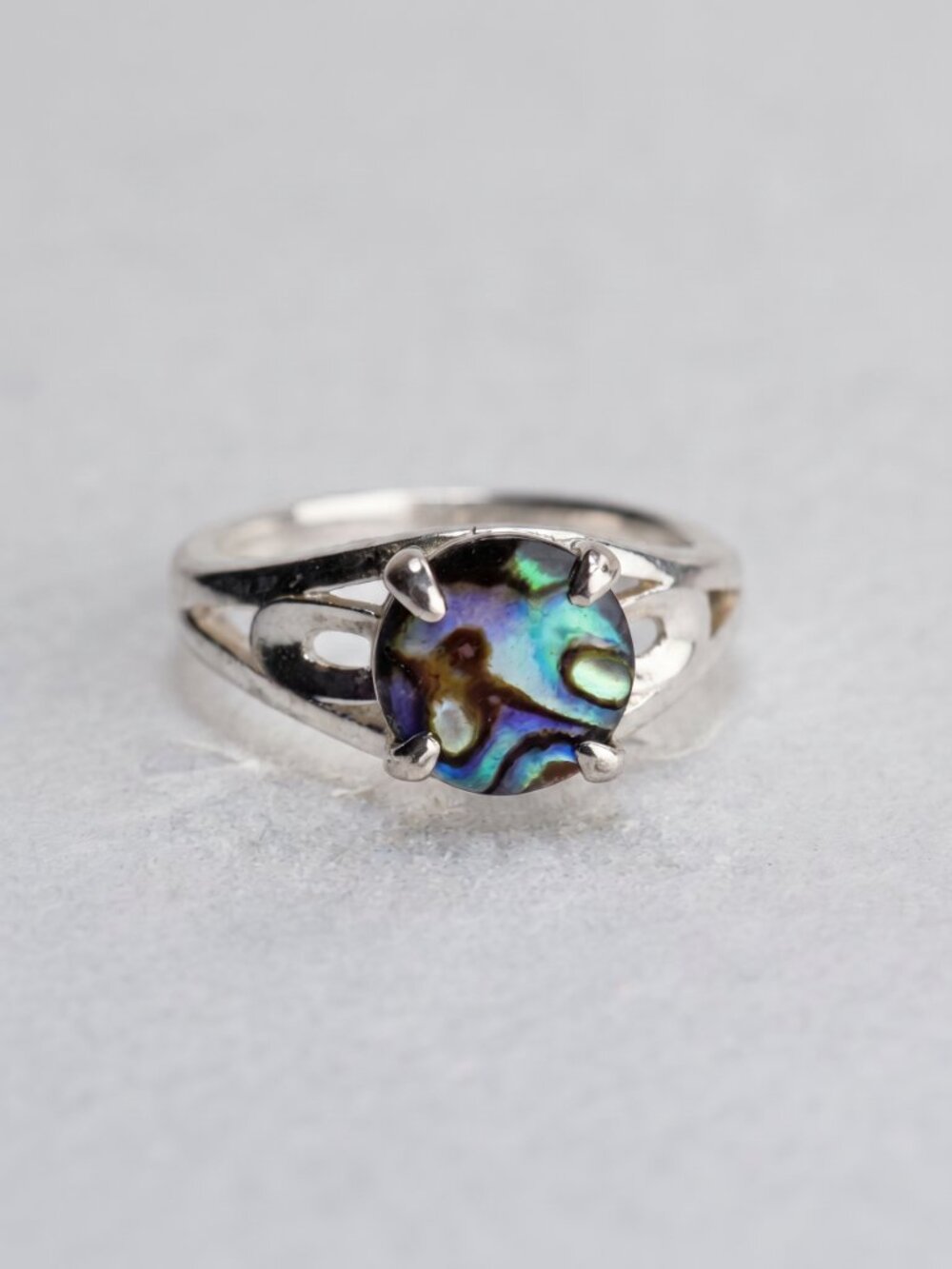 VINTAGE Abalone Shell Ring Round Cabochon Silver Tone Size 8.75